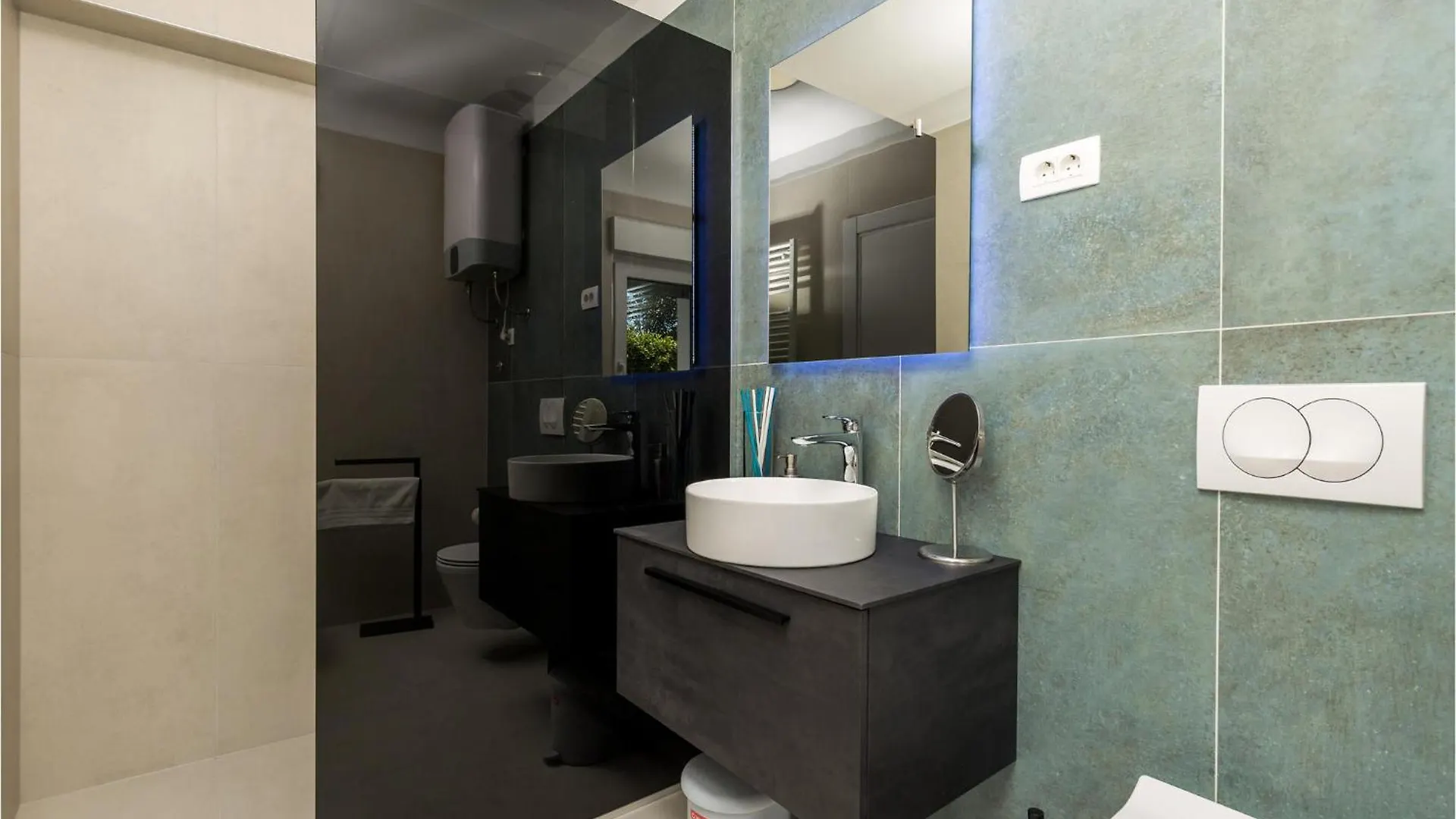 Nice Apartment In Lovran With Wifi 0*,