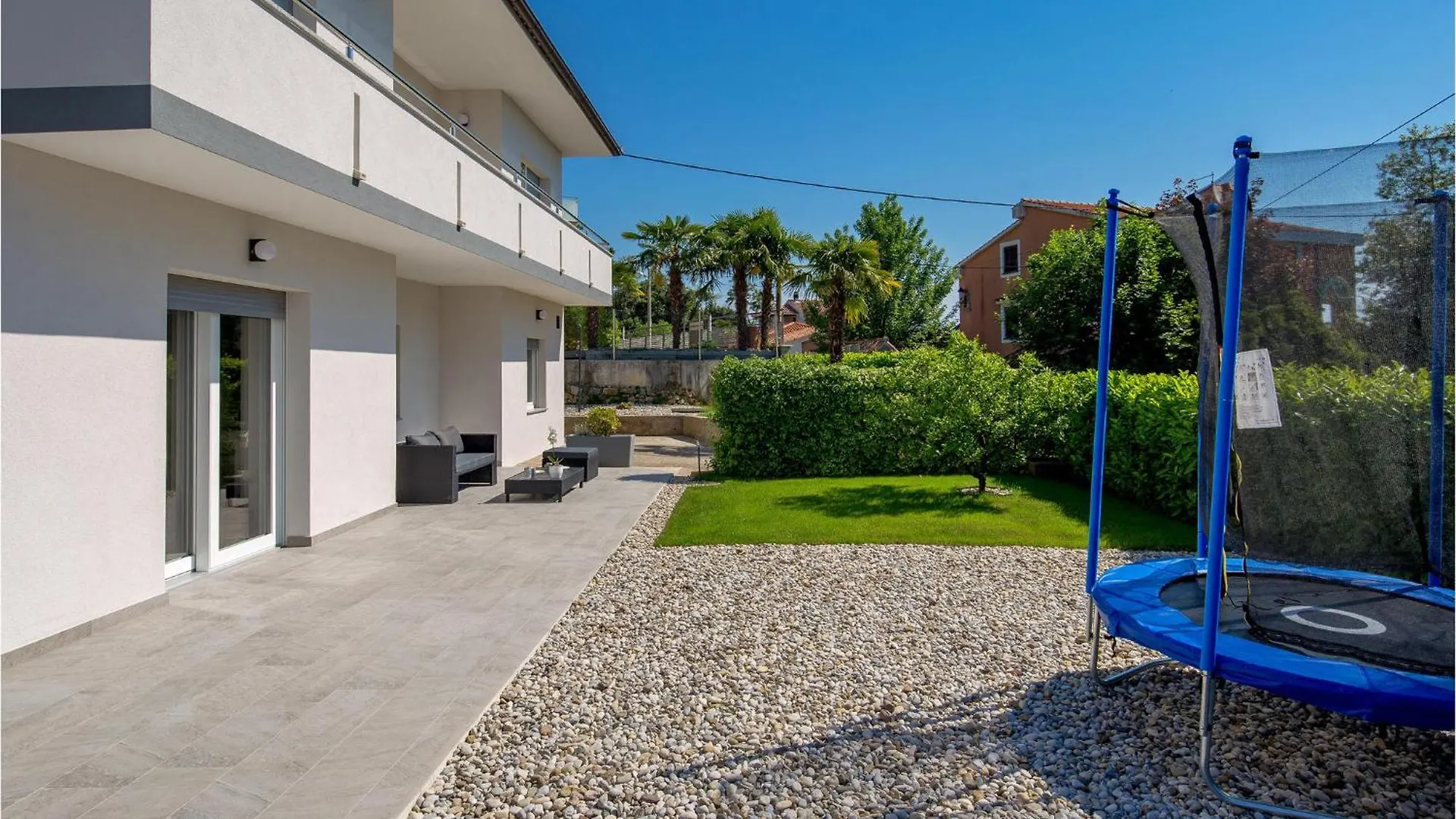 Nice Apartment In Lovran With Wifi