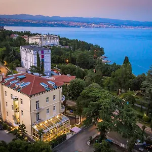 Hotel Eugenia, Laurana